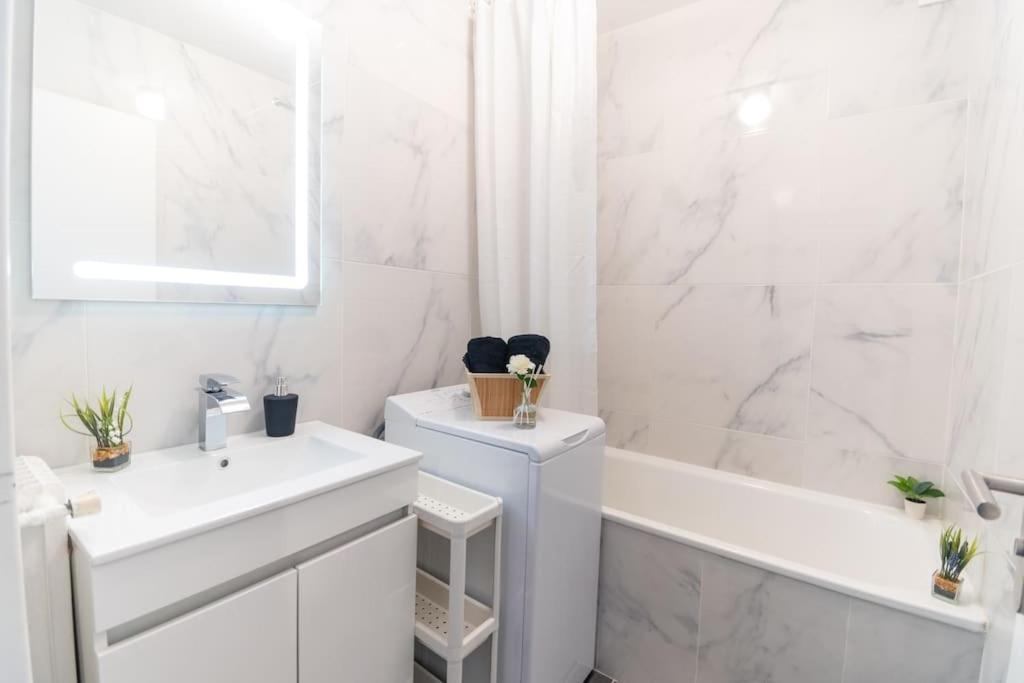 Le Citadin-T1-28M2-Pte Paris M7 Lägenhet Le Kremlin-Bicêtre Exteriör bild